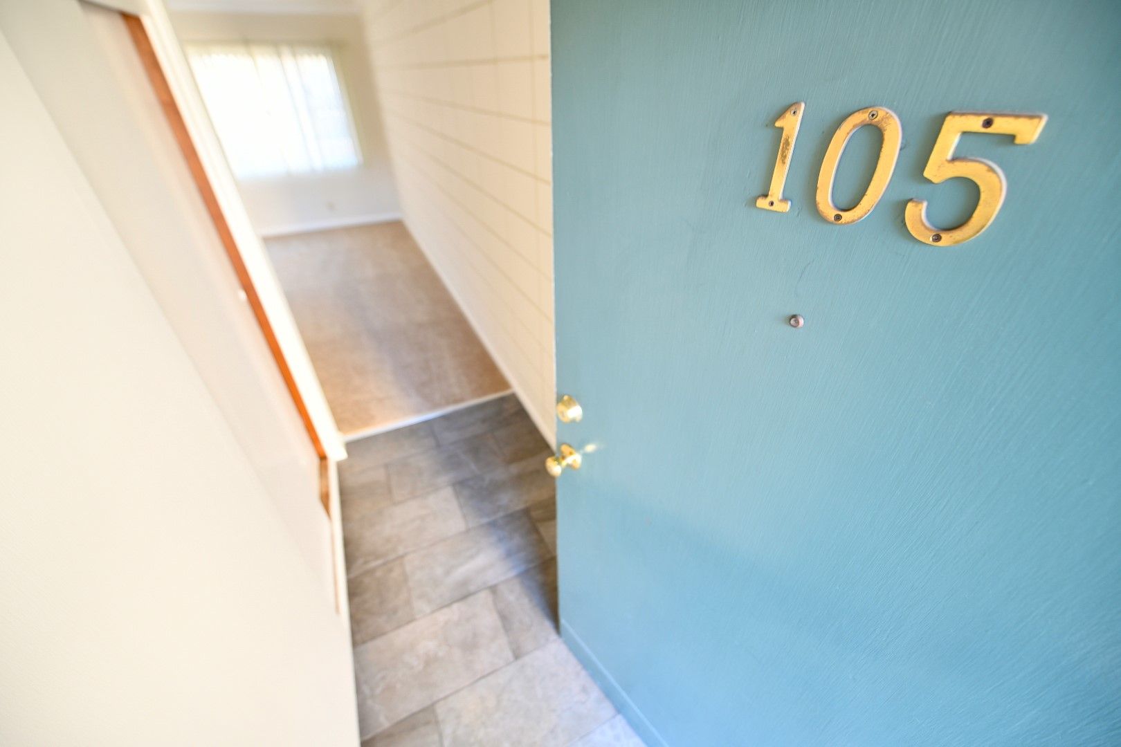 Oakland Apartment: 268 Vernon Street