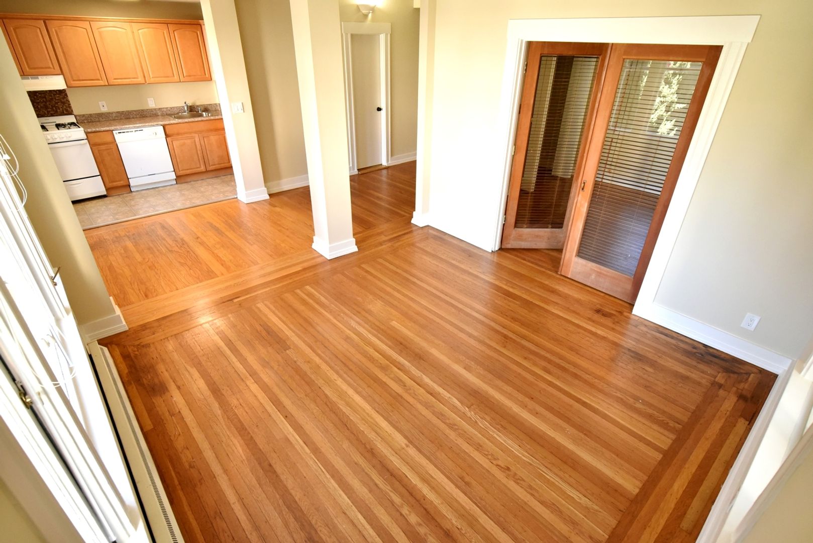 Oakland Apartment: 1458 Madison Street