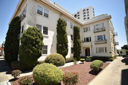1458 Madison, Sought After,Lakeside, Near Bart + Lake – photo 1