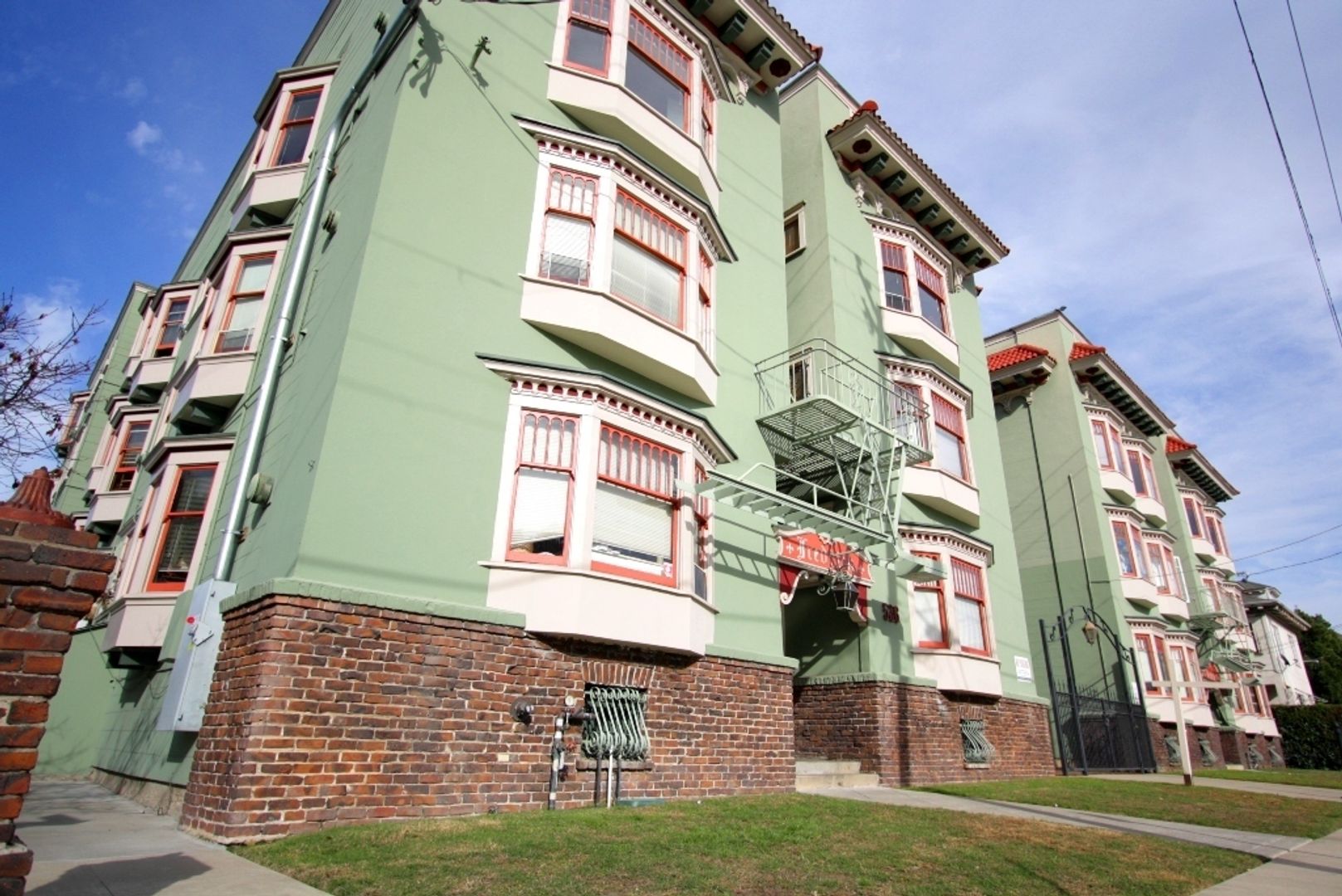 Oakland Apartment: 530-536 41st Street