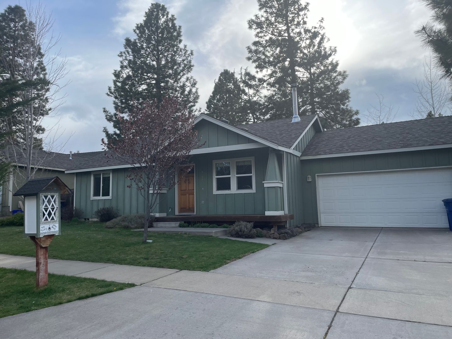 Bend House: 61021 Lodgepole Dr.