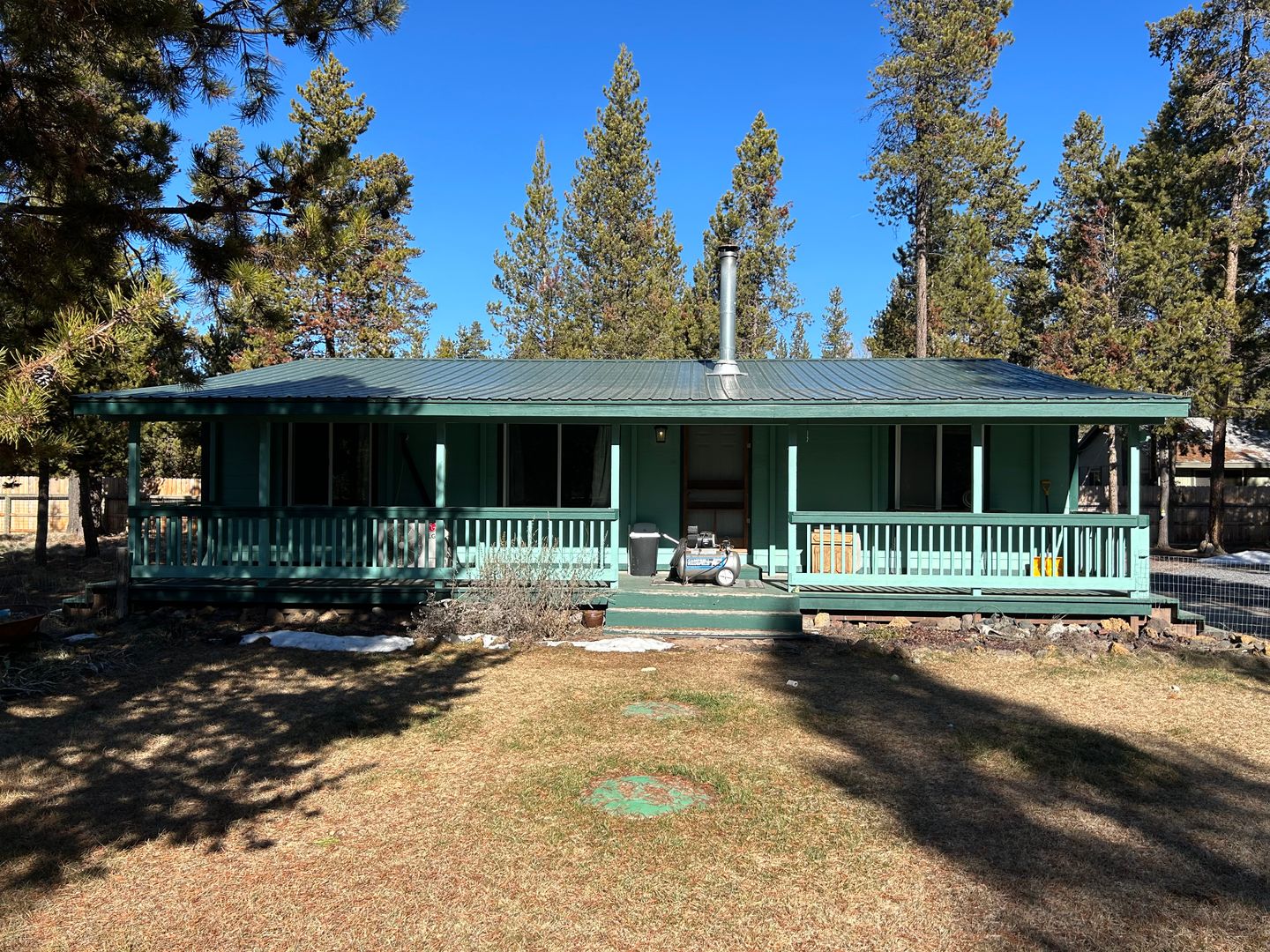 La Pine House: 52405 Antler Ln.