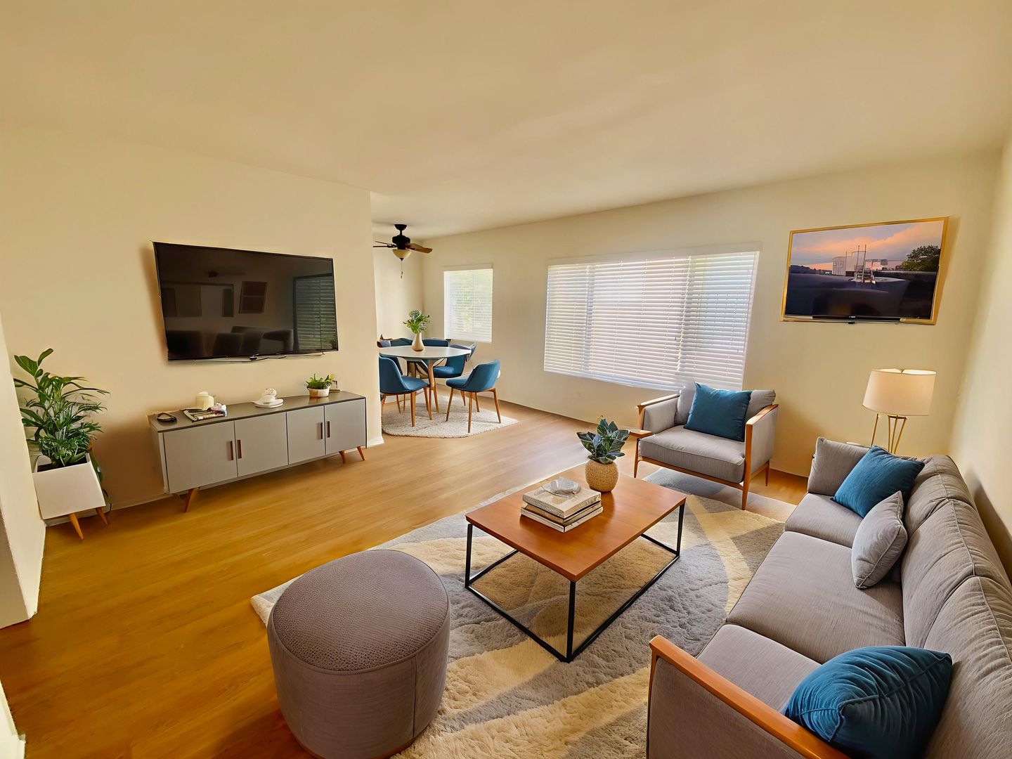 Santa Monica Apartment: 824 11th Street