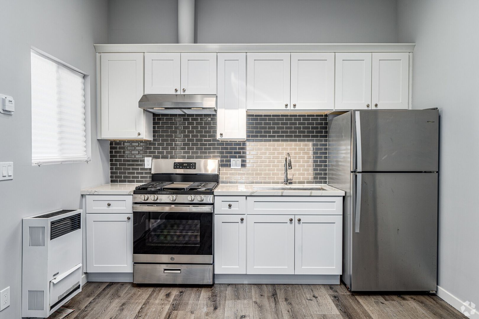 Los Angeles Apartment: 1517 W. 12th Place