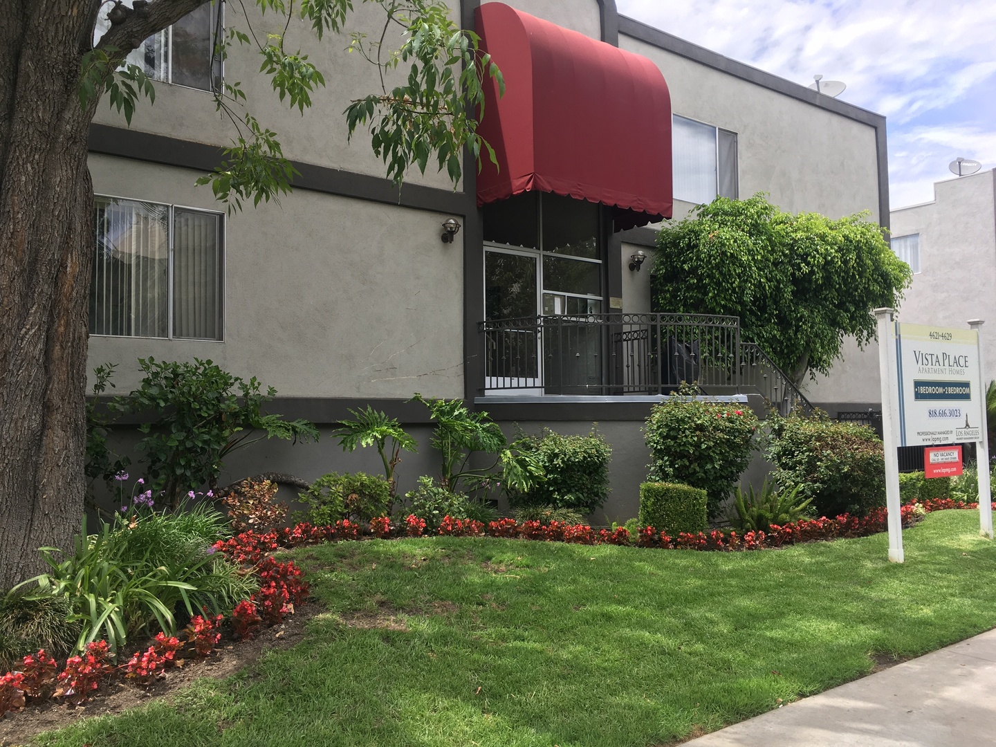 Sherman Oaks Apartment: 4621-4629 Vista Del Monte Ave.