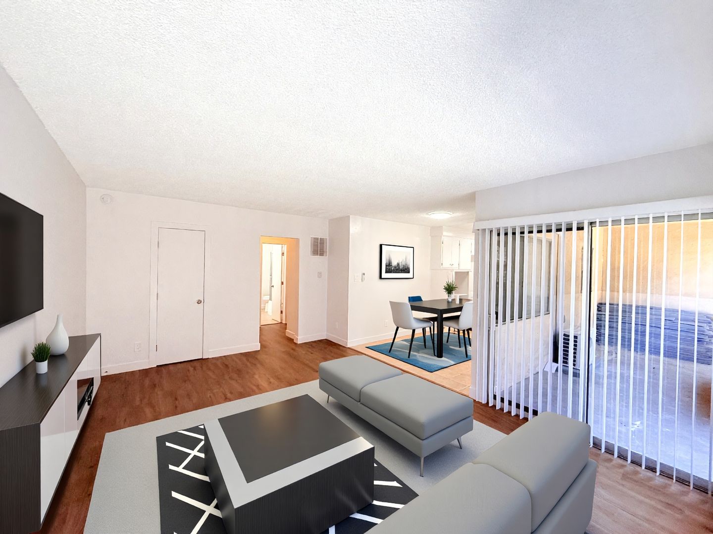 Inglewood Apartment: 853 W Beach Avenue