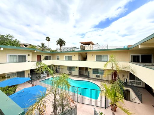 Beautiful Spacious upper level 1 bed - 1 bath with balcony, pool and parking in prime West Hollywood – photo 1