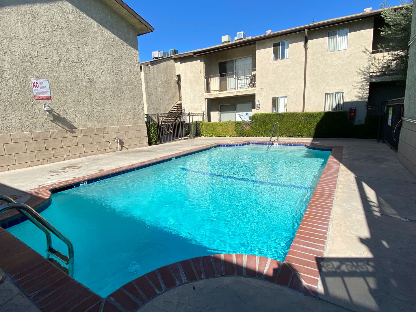 Santa Clarita Apartment: 24851 Walnut Street