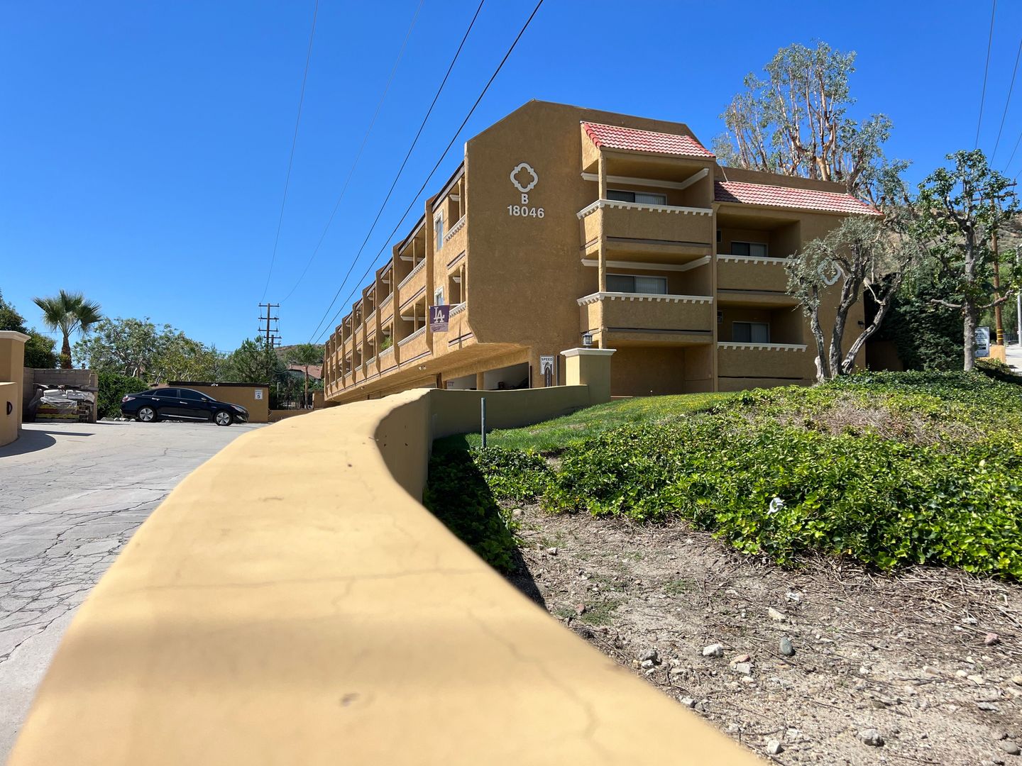 Santa Clarita Apartment: 18046 Beneda Lane