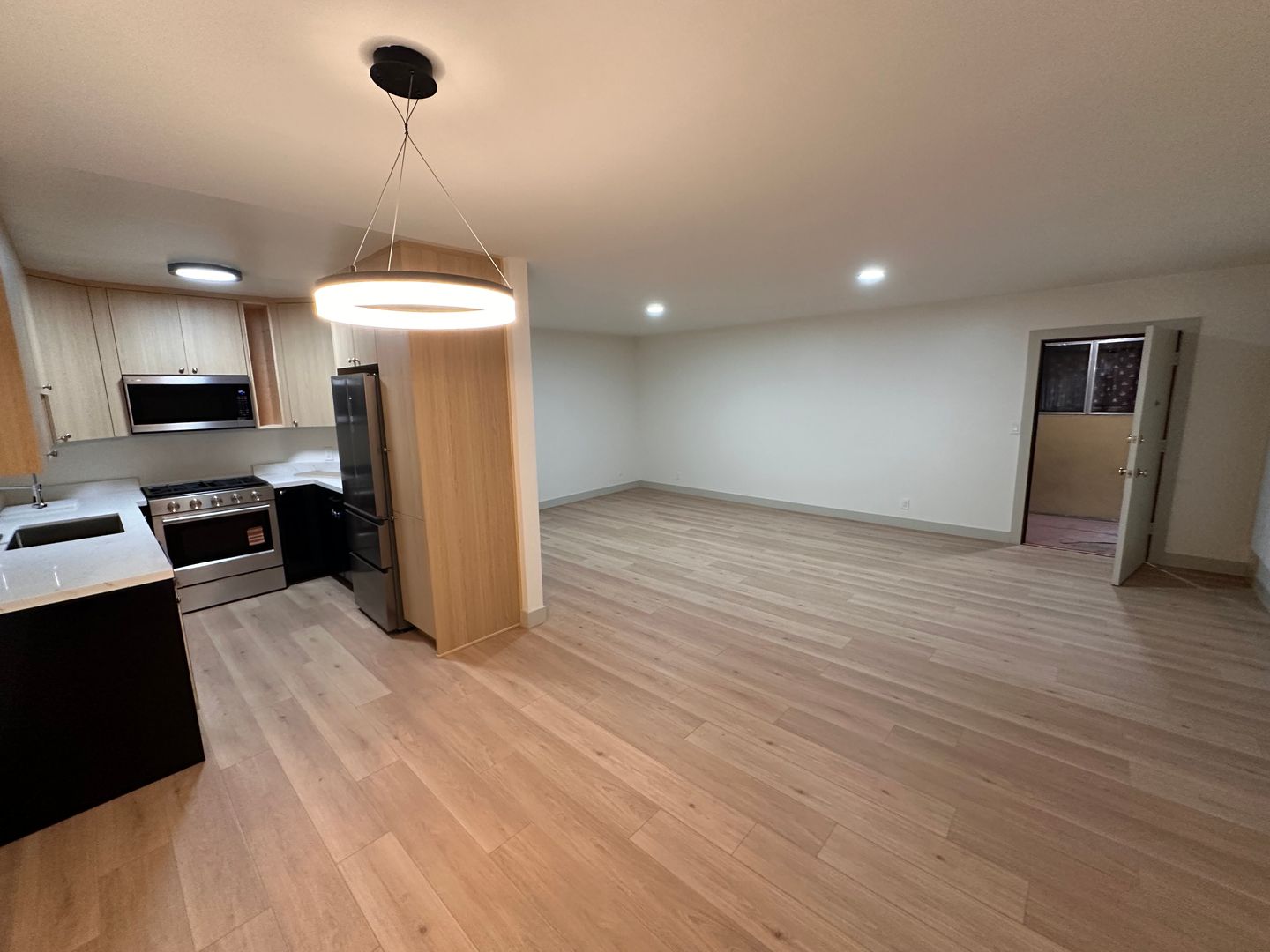 Los Angeles Apartment: 1342 N. Fuller Avenue