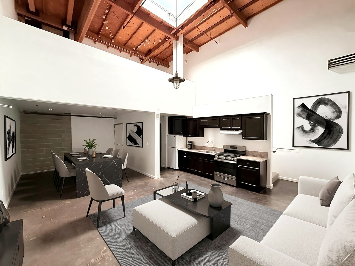 Los Angeles Apartment: 1734 N. Main St.,/ 633 Gibbons Street