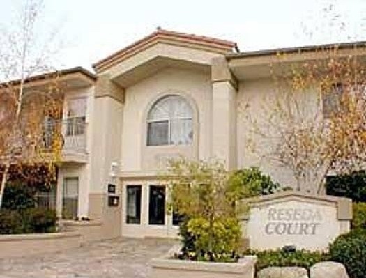 Northridge Apartment: 9600 Reseda Blvd