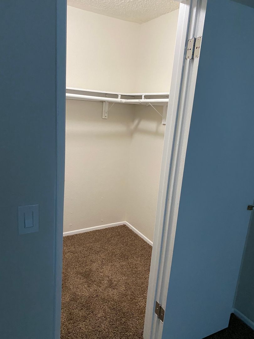 Northridge Apartment: 18550 Vincennes Street