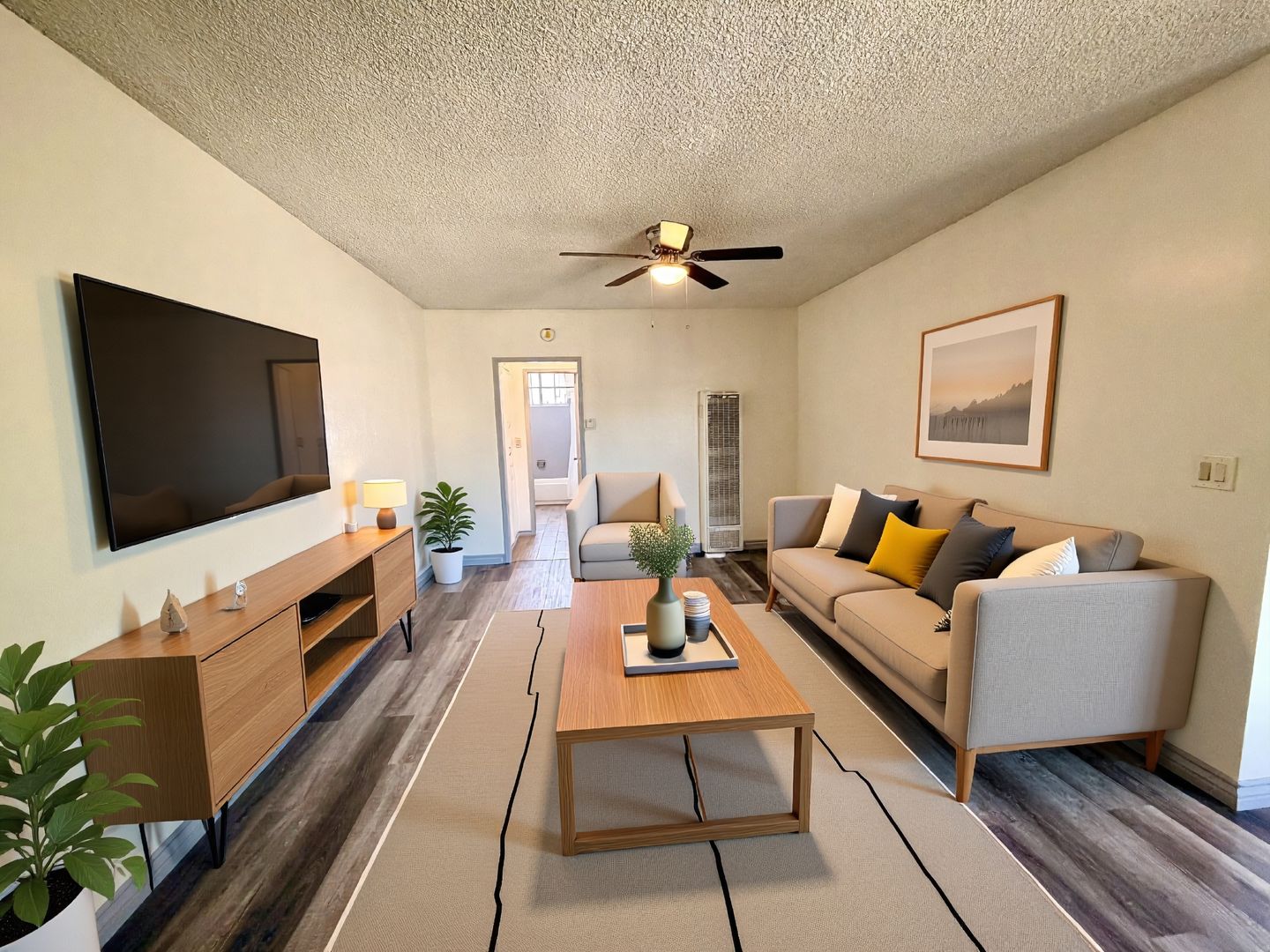 Inglewood Apartment: 925 Enterprise Avenue