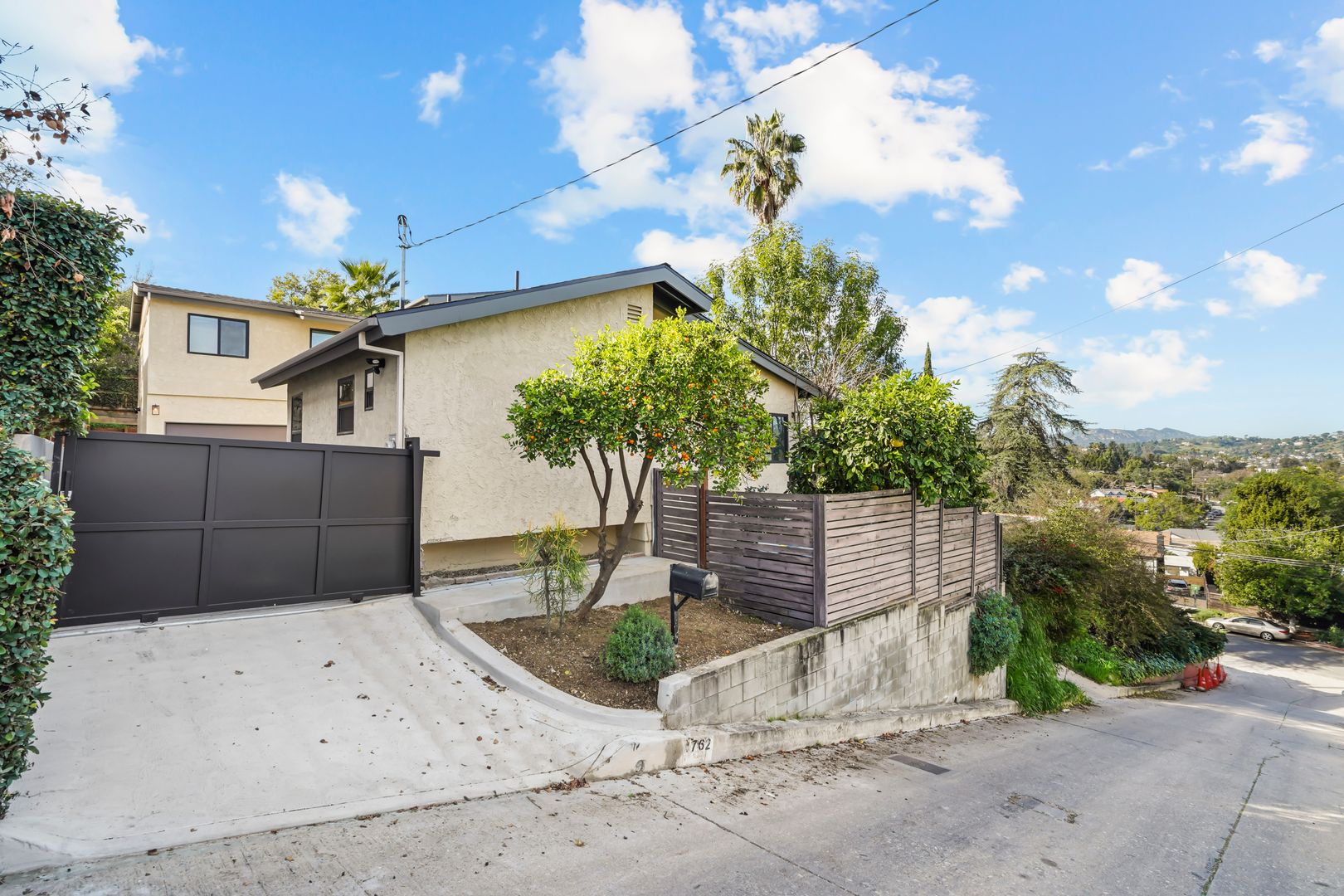 Los Angeles House: 4762 E. Charters Avenue