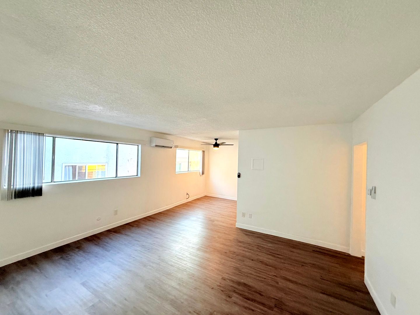 Los Angeles Apartment: 1426 South Point View St.