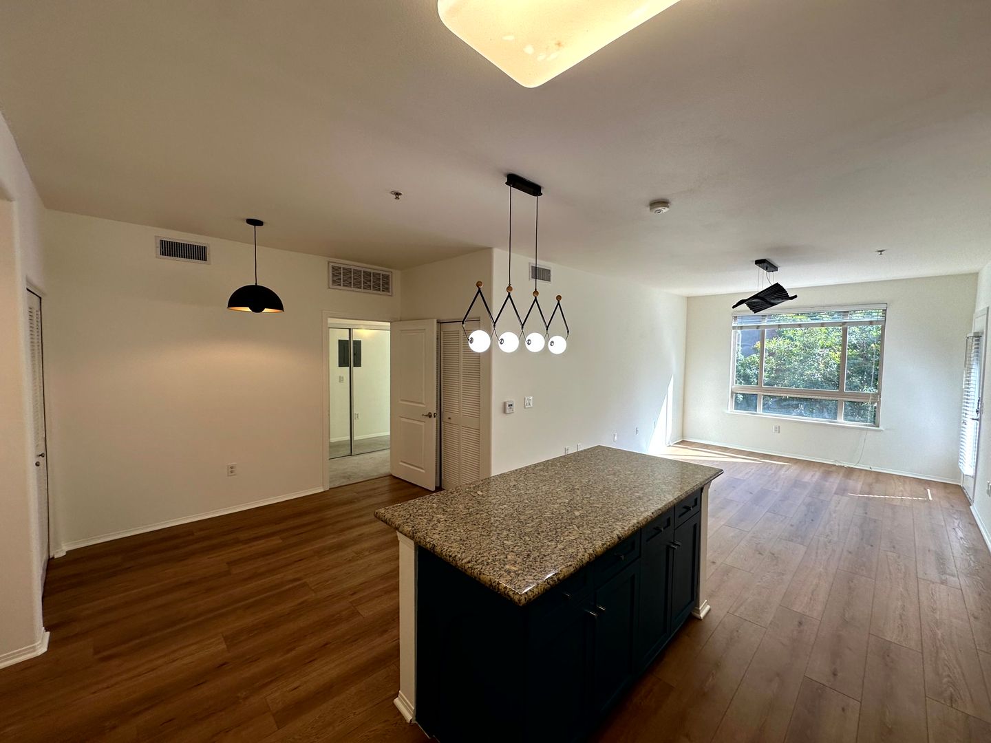 Los Angeles Condo: 100 S Alameda St Unit 215