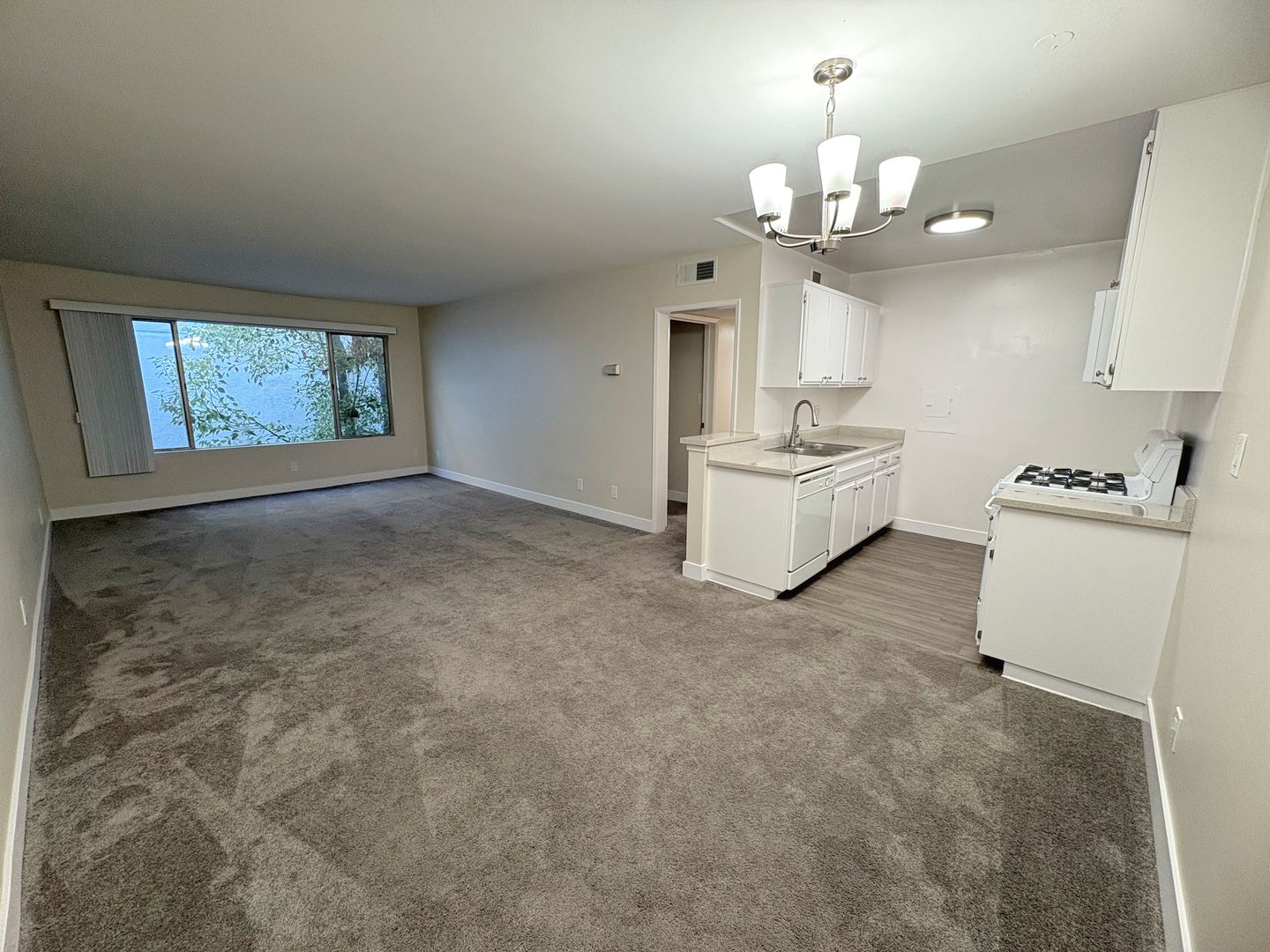 Sherman Oaks Apartment: 4621-4629 Vista Del Monte Ave.