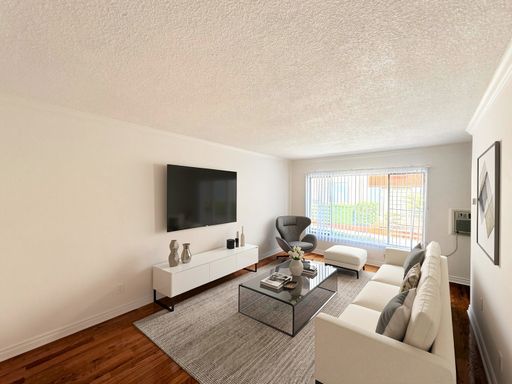 ***MOVE-IN SPECIAL 1.5 MONTH FREE RENT***Spacious 1 bed 1 Bath apartment with parking in the heart of Hollywood – photo 1