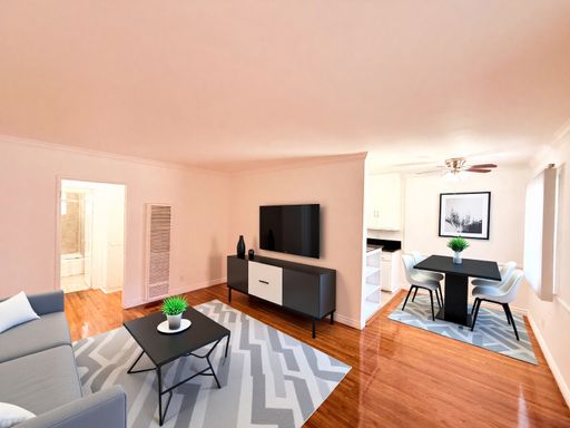 ***MOVE-IN SPECIAL 1.5 MONTH FREE RENT***Spacious, Renovated 1-Bed 1 bath Apartment in prime Hollywood – photo 1