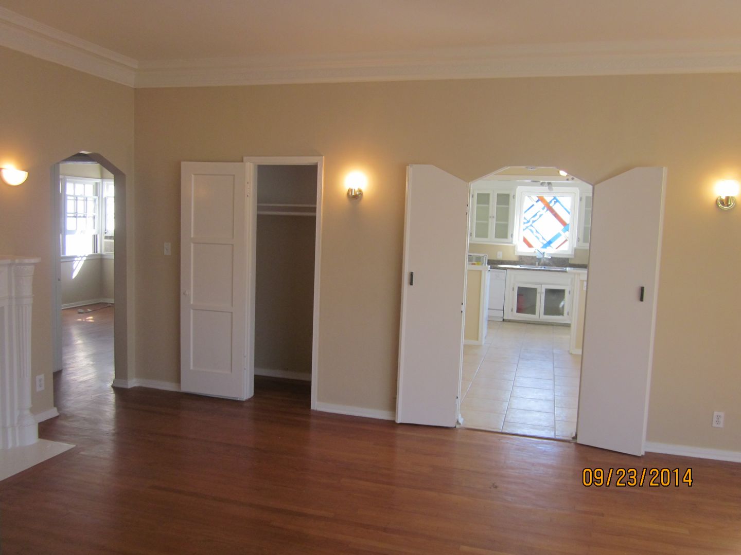 Los Angeles Apartment: 624 North Sycamore Ave.
