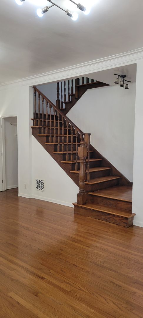 Los Angeles Apartment: 624 North Sycamore Ave.