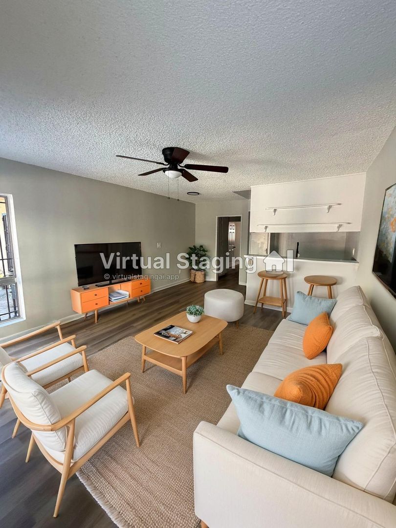 Los Angeles Apartment: 1443 W. 105th Street