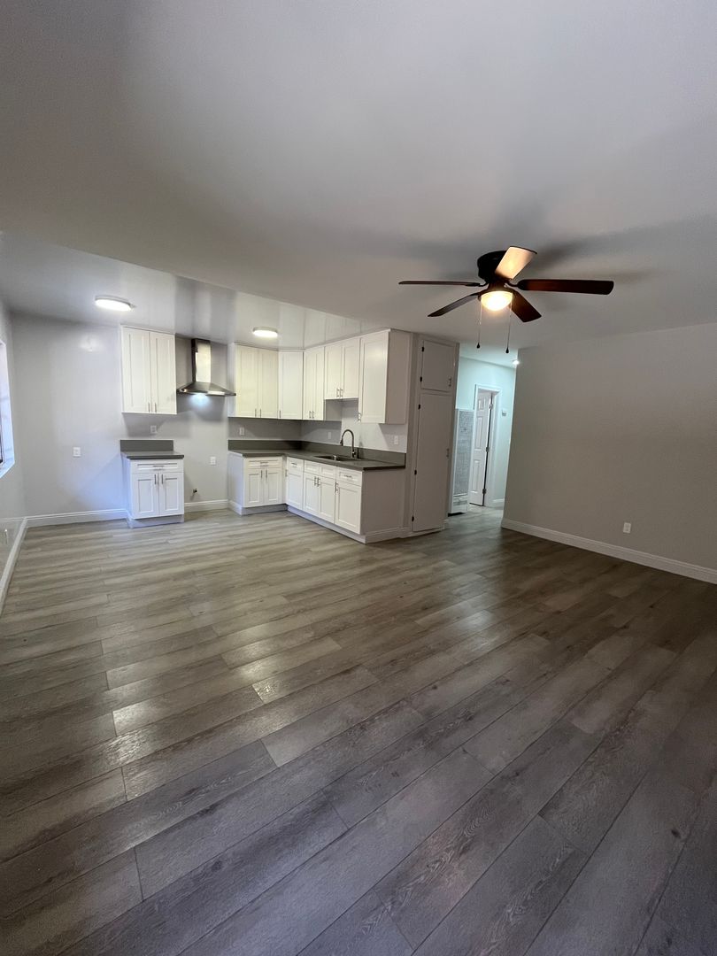 Los Angeles Apartment: 1437 W. 105th Street