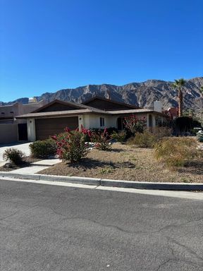 Low in La Quinta Cove – photo 1