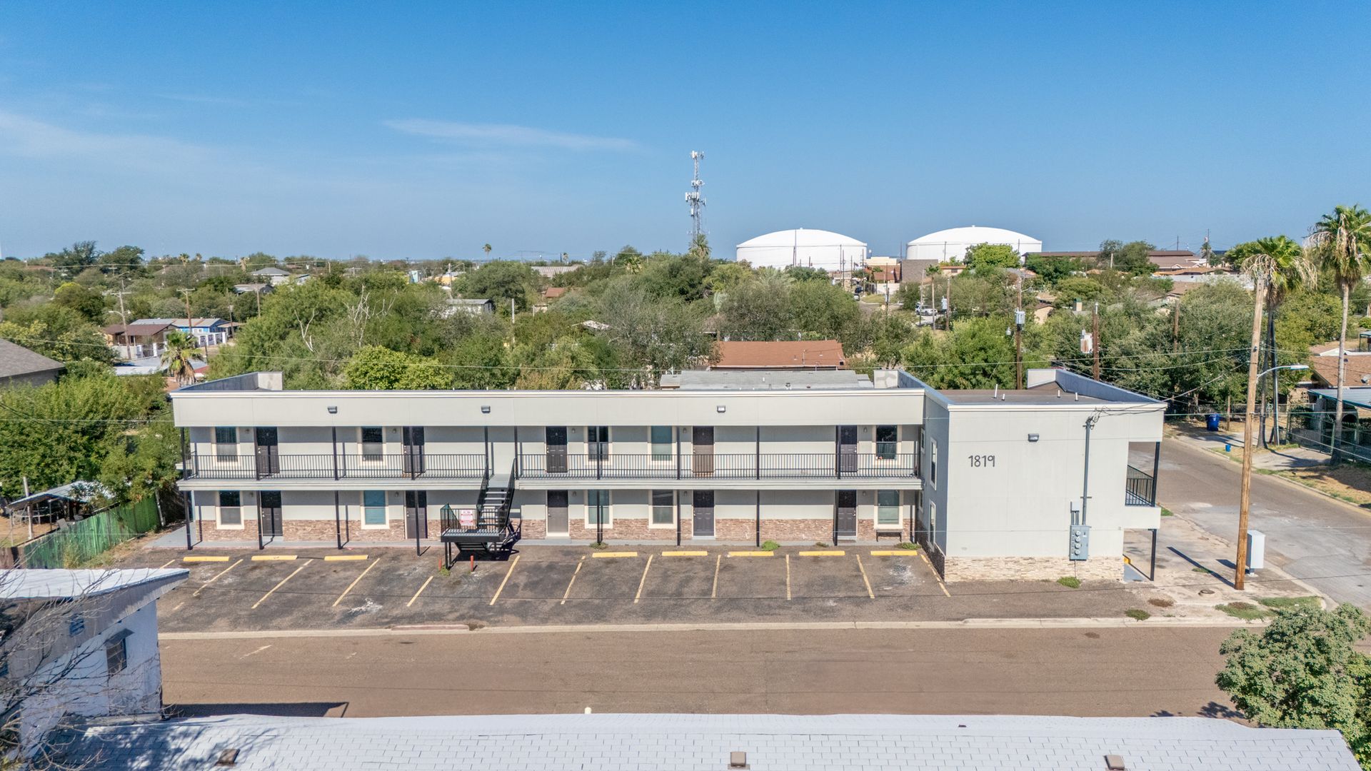 Laredo Apartment: 1819 E. Kearney St.