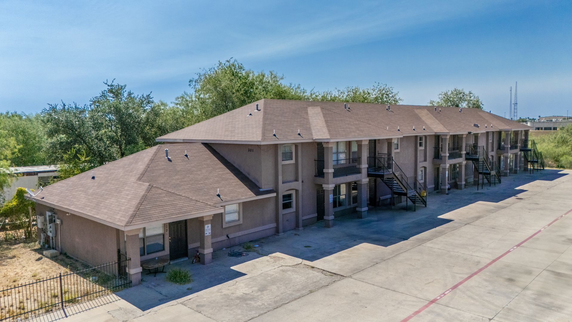 Laredo Apartment: 201 Masterson Rd.