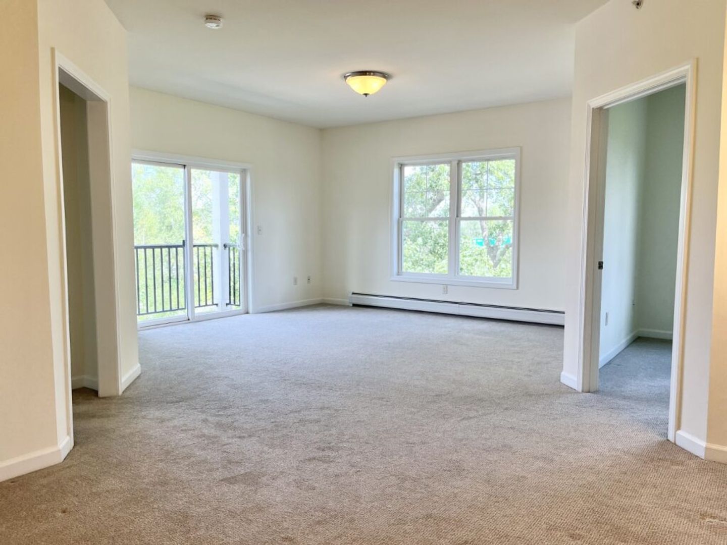 South Burlington Apartment: 326/376 Quarry Hill Road