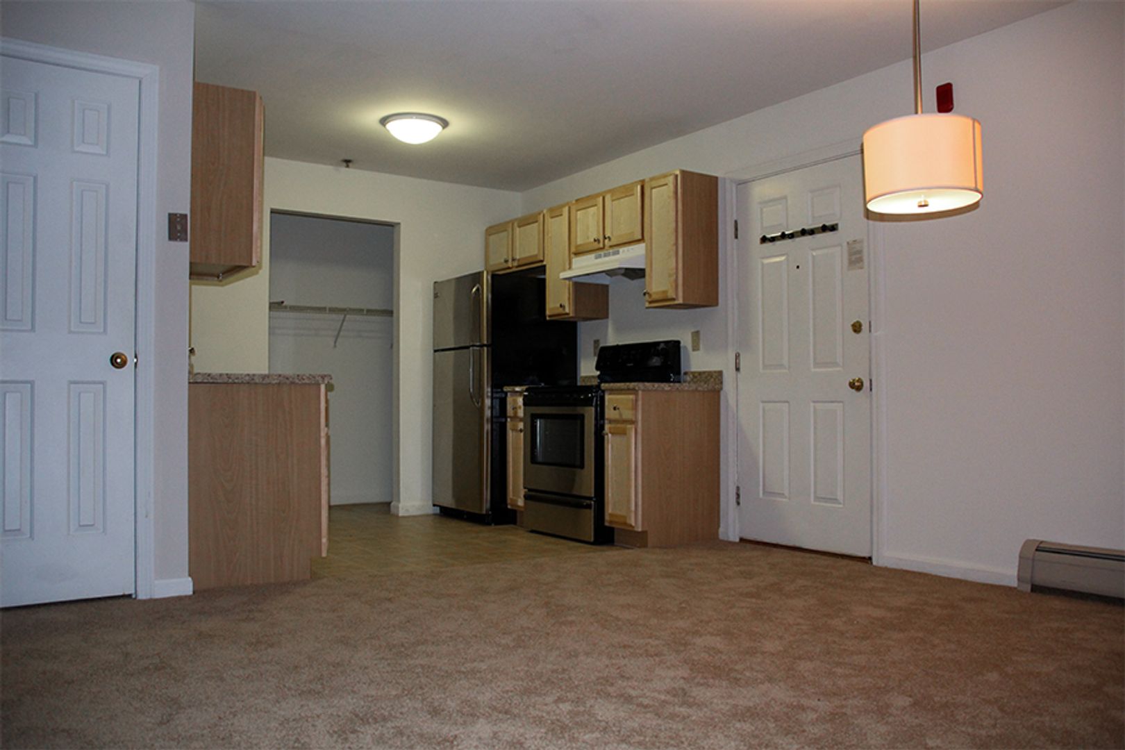 South Burlington Apartment: Olde Orchard Park