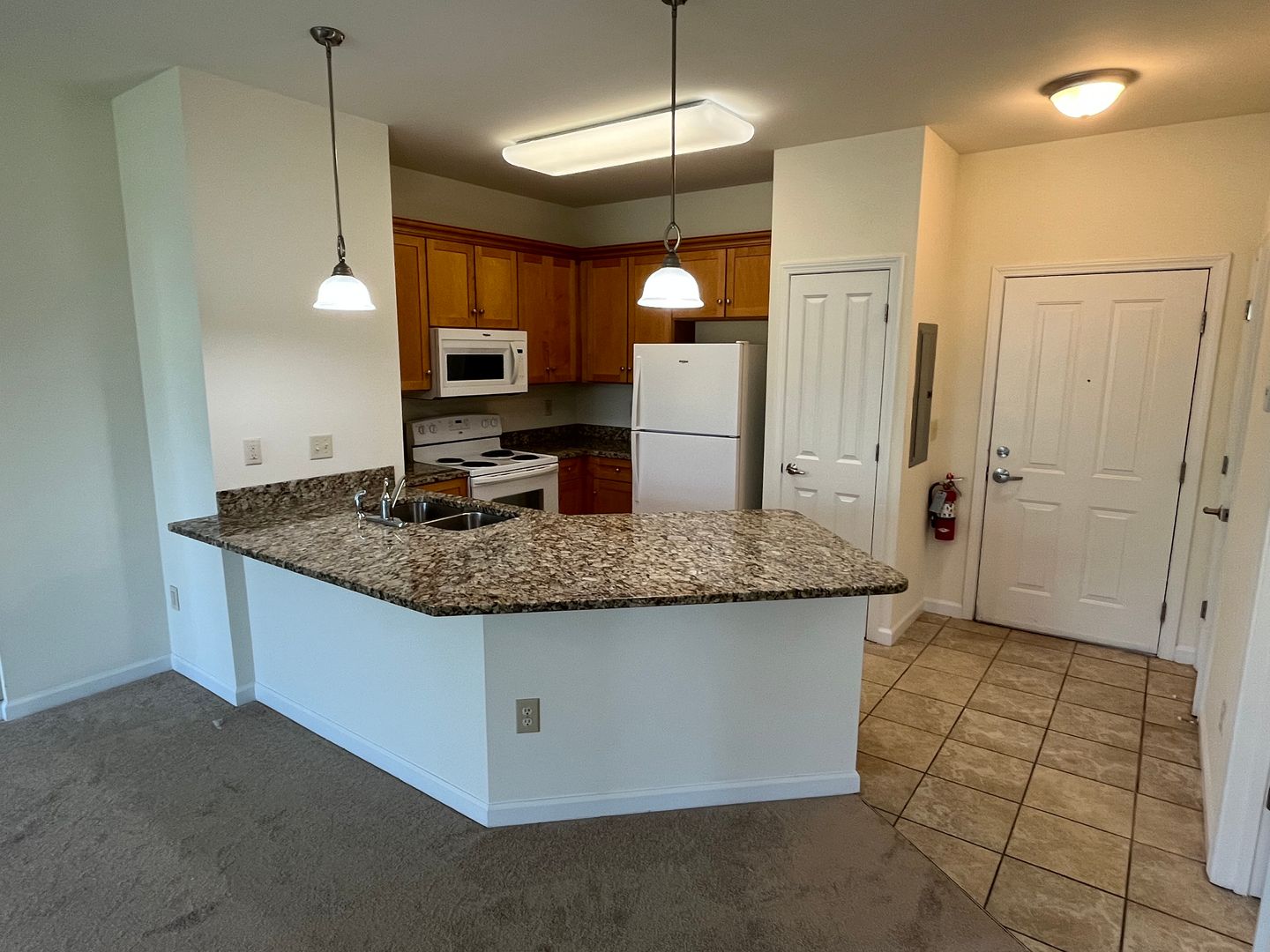 South Burlington Apartment: 326 376 Quarry Hill Road