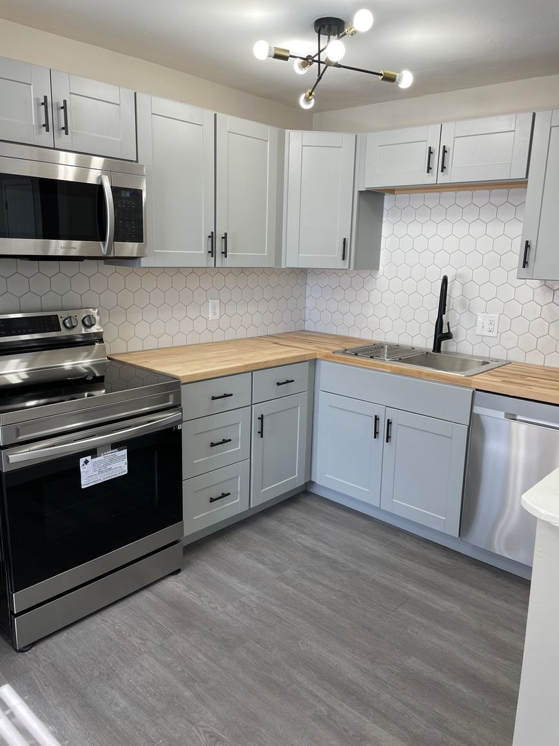 Wheat Ridge Apartment: 3335-3353 Benton St.