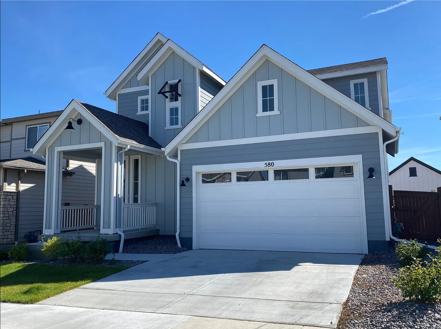 Broomfield House: 580 W 175th Pl