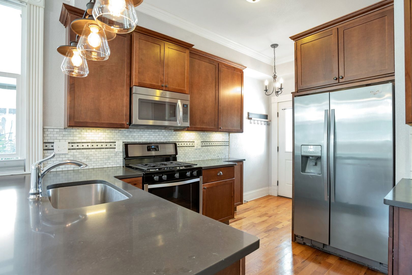 Denver Apartment: 353 Fox St.