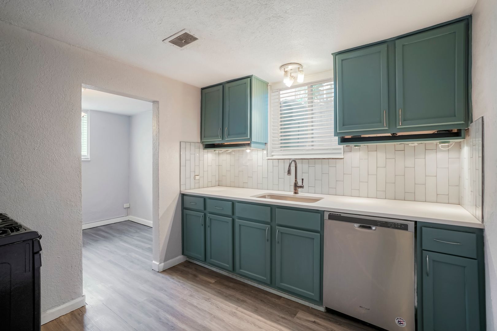 Denver Apartment: 2822 W 38th Ave