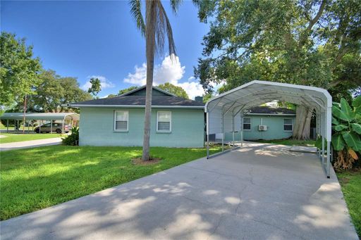 Listing Agent: Robert Armstrong, PL of LA ROSA REALTY CENTRAL FLORIDA – photo 1