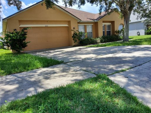 Listing Agent: Gladis Arroyave - - - LA ROSA REALTY CENTRAL FLORIDA LLC – photo 1