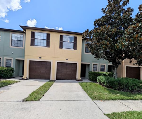 Listing Agent: Danelis Segarra Cruz La Rosa Realty, LLC – photo 1