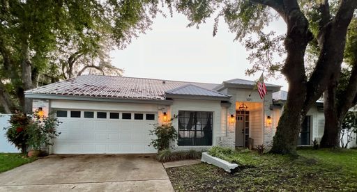 Listing Agent: Shawn Giardullo, La Rosa Realty Success – photo 1