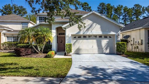 Listing Agent: Brigida Lopez of LA ROSA REALTY ORLANDO LLC – photo 1