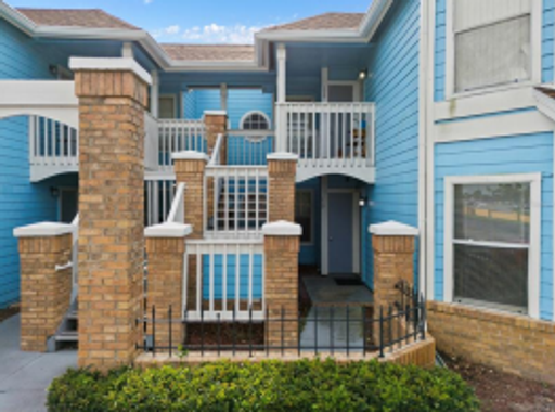Listing Agent: Bee Nielsen, La Rosa Realty Lake Nona – photo 1