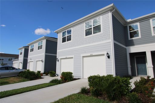 Listing Agent: Gladis Arroyave LA ROSA REALTY CENTRAL FLORIDA – photo 1
