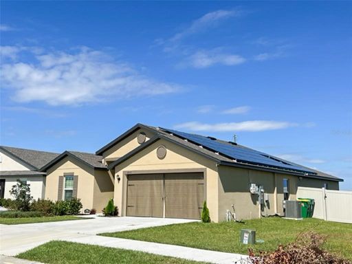 Listing Agent: Brigida Lopez of LA ROSA REALTY ORLANDO LLC