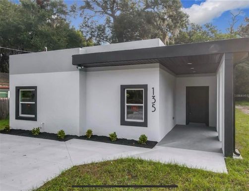 Listing Agent: Maris Berlingeri, La Rosa Celebration – photo 1