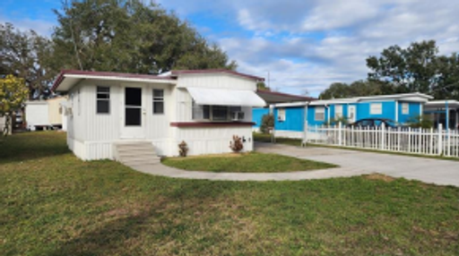 Listing Agent: Robert Armstrong - - - LA ROSA REALTY CENTRAL FLORIDA LLC