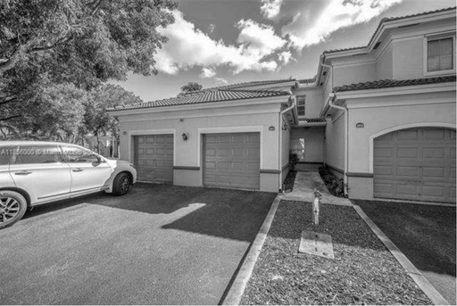 Listing Agent - M-Lunie Fontaine - La Rosa Realty CW Properties – photo 1