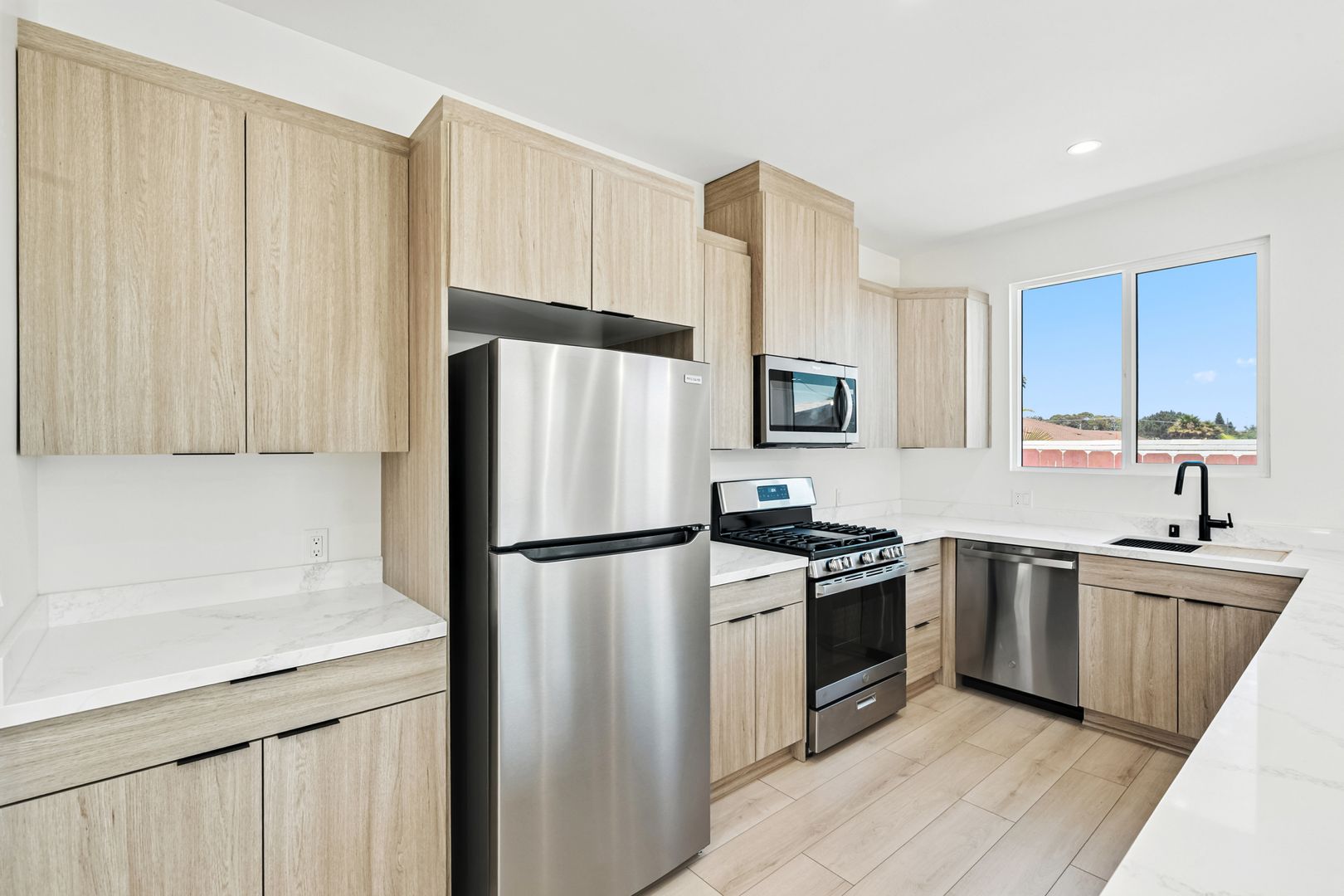 Carlsbad Apartment: 5142-44 Los Robles